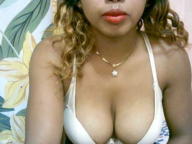 BelliBellaha live cam on BongaCams