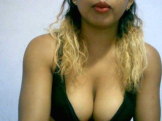 BelliBellaha live cam on BongaCams