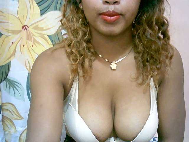 BelliBellaha live cam on BongaCams
