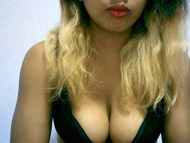 BelliBellaha live cam on BongaCams
