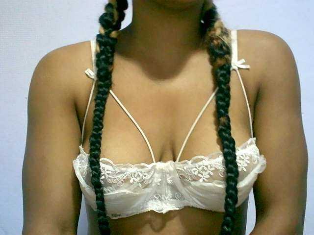 BelliBellaha live cam on BongaCams