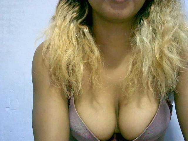 BelliBellaha live cam on BongaCams