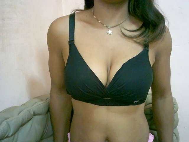 BelliBellaha live cam on BongaCams