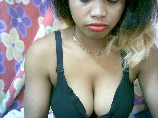 BelliBellaha live cam on BongaCams