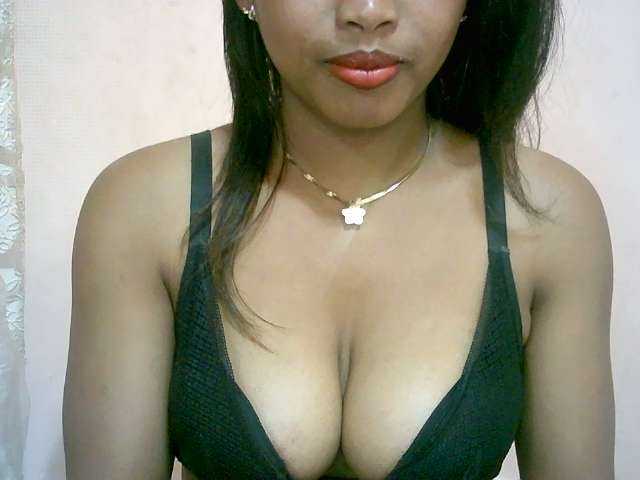 BelliBellaha live cam on BongaCams