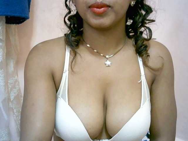 BelliBellaha live cam on BongaCams