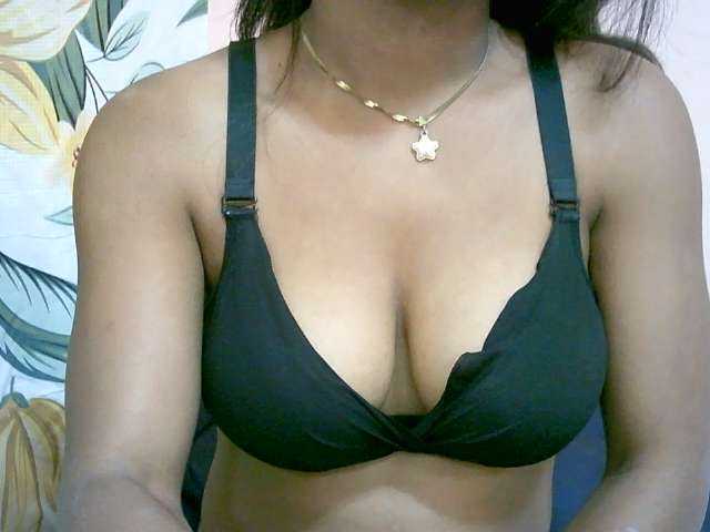 BelliBellaha live cam on BongaCams
