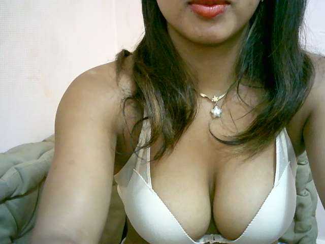 BelliBellaha live cam on BongaCams