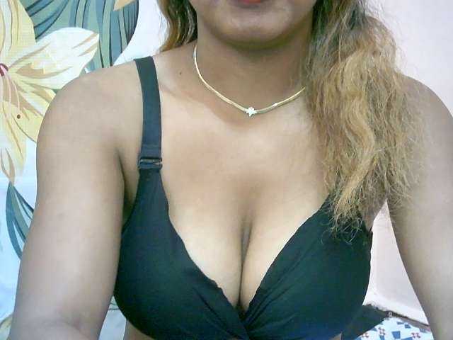 BelliBellaha live webcam show