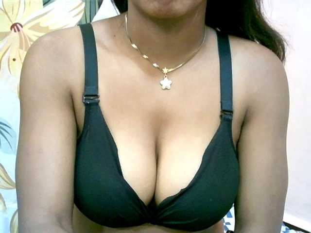 BelliBellaha live cam on BongaCams