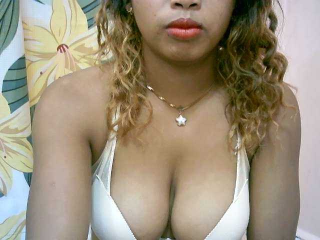 BelliBellaha live cam on BongaCams