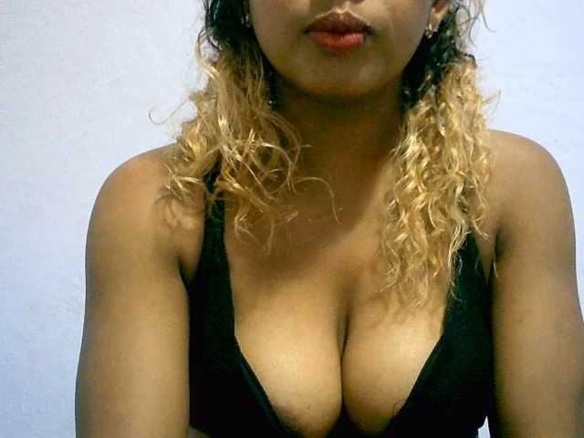 BelliBellaha live cam on BongaCams