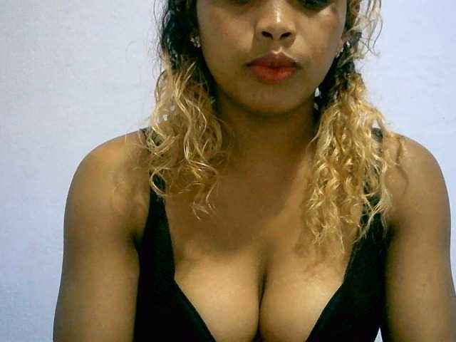 BelliBellaha live cam on BongaCams