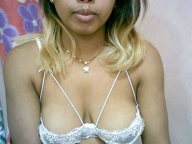 BelliBellaha live cam on BongaCams