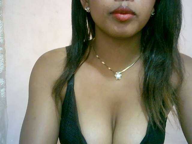 BelliBellaha live cam on BongaCams