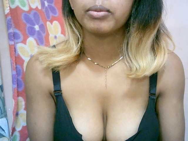 BelliBellaha live cam on BongaCams