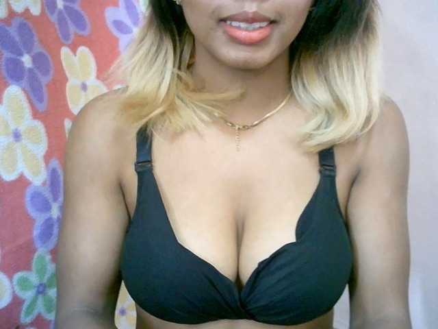 BelliBellaha live cam on BongaCams