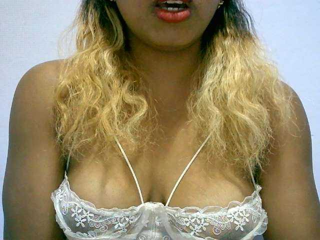 BelliBellaha live cam on BongaCams