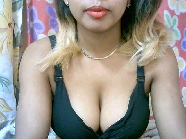 BelliBellaha live cam on BongaCams