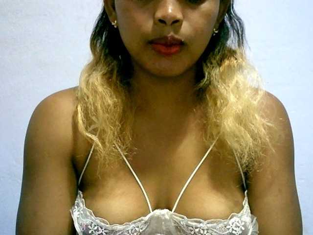 BelliBellaha live cam on BongaCams