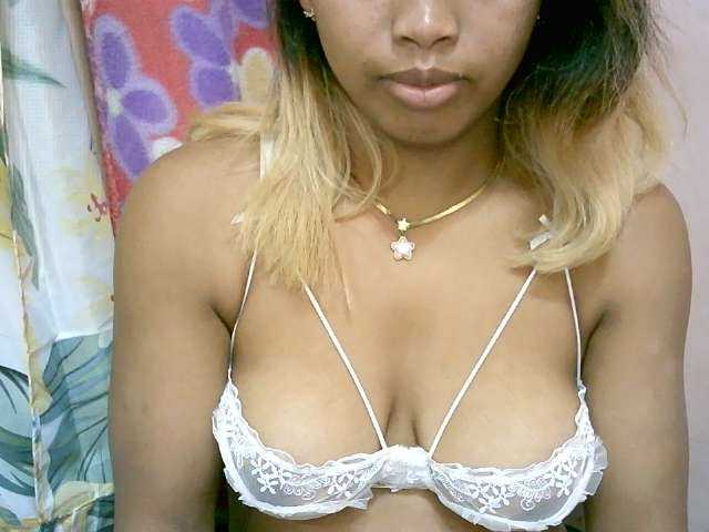 BelliBellaha live cam on BongaCams