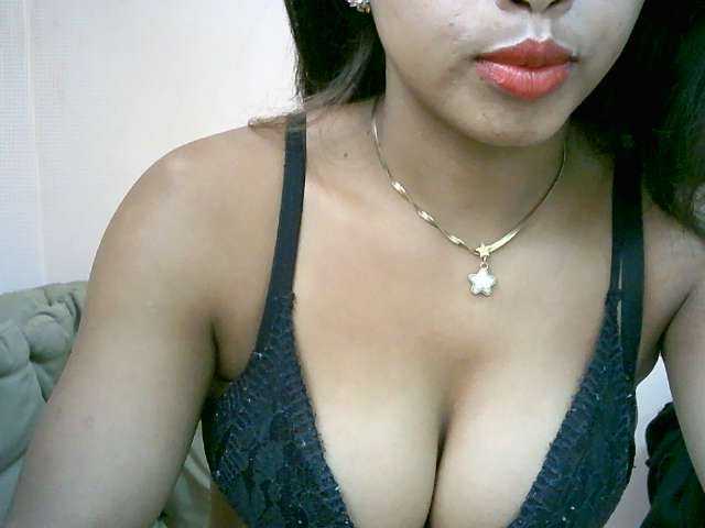 BelliBellaha live cam on BongaCams