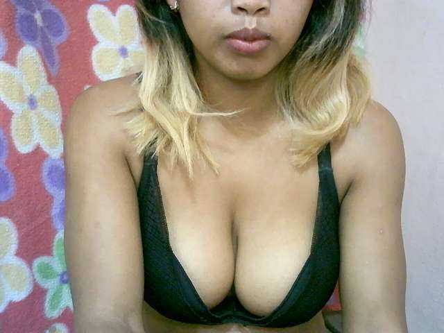 BelliBellaha live cam on BongaCams