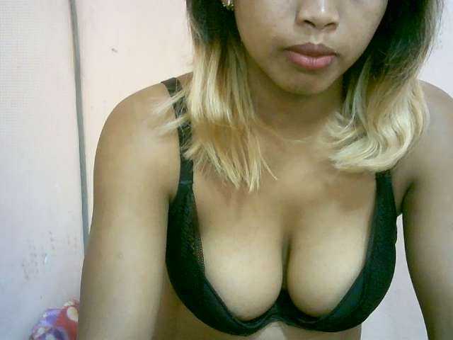 BelliBellaha, live now on BongaCams