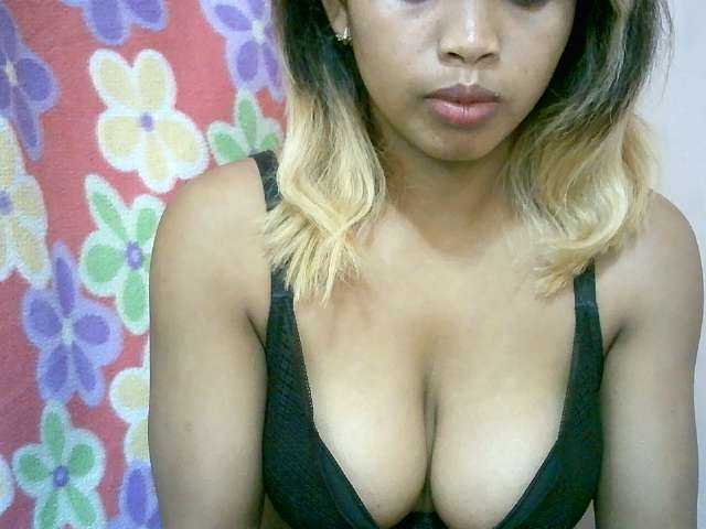 BelliBellaha live cam on BongaCams