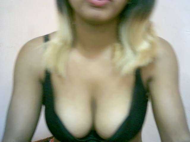 BelliBellaha live cam on BongaCams