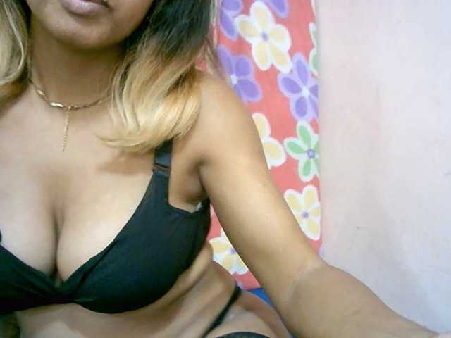 BelliBellaha live cam on BongaCams