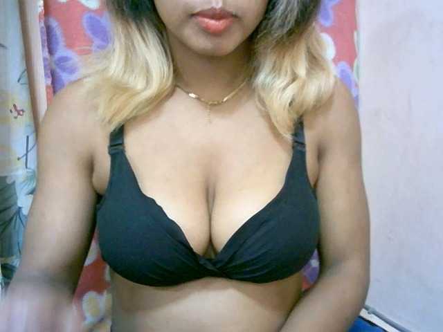 BelliBellaha live cam on BongaCams