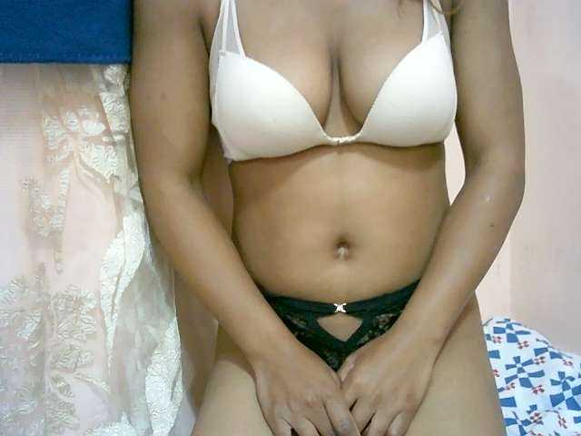 BelliBellaha live cam on BongaCams