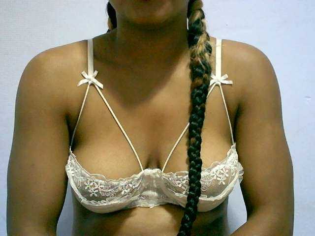 BelliBellaha live cam on BongaCams