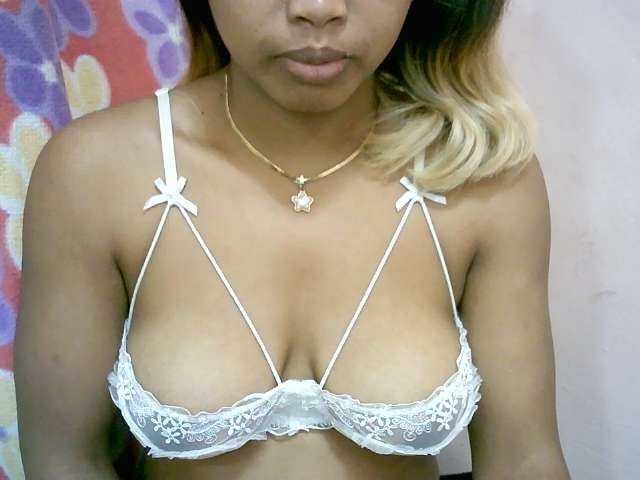 BelliBellaha live cam on BongaCams