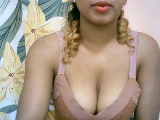 BelliBellaha live cam on BongaCams