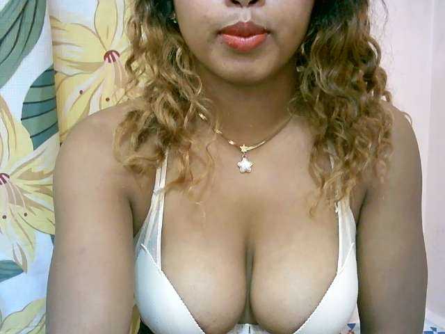 BelliBellaha live cam on BongaCams