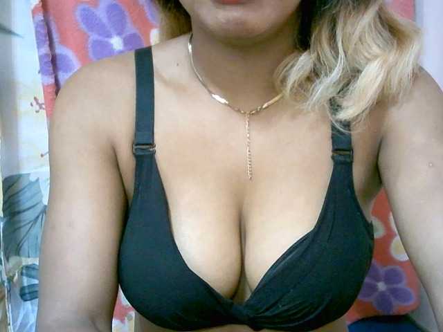 BelliBellaha live cam on BongaCams
