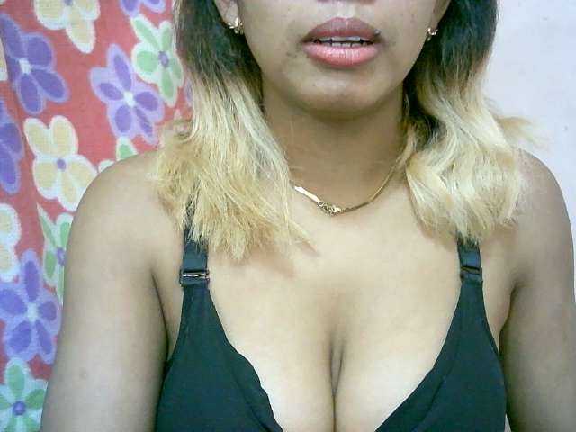 BelliBellaha live cam on BongaCams