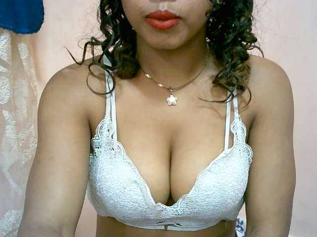 BelliBellaha live cam on BongaCams