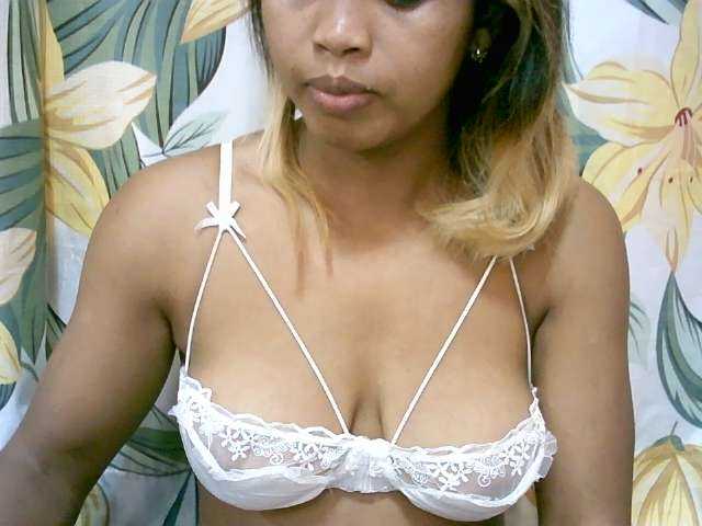 BelliBellaha live cam preview