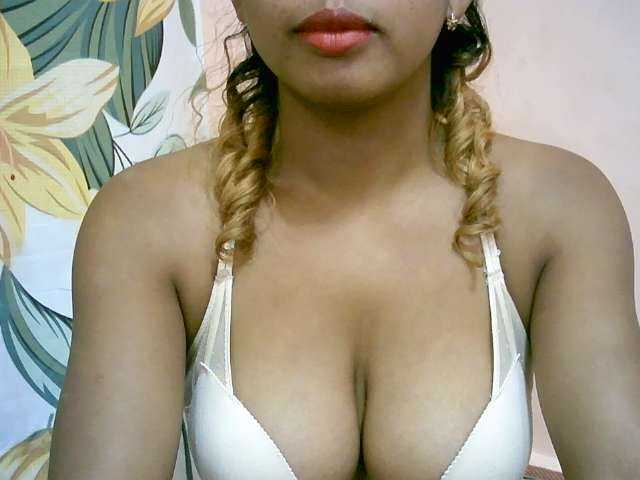 BelliBellaha live cam on BongaCams