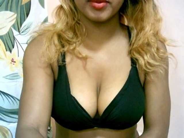 BelliBellaha live cam on BongaCams
