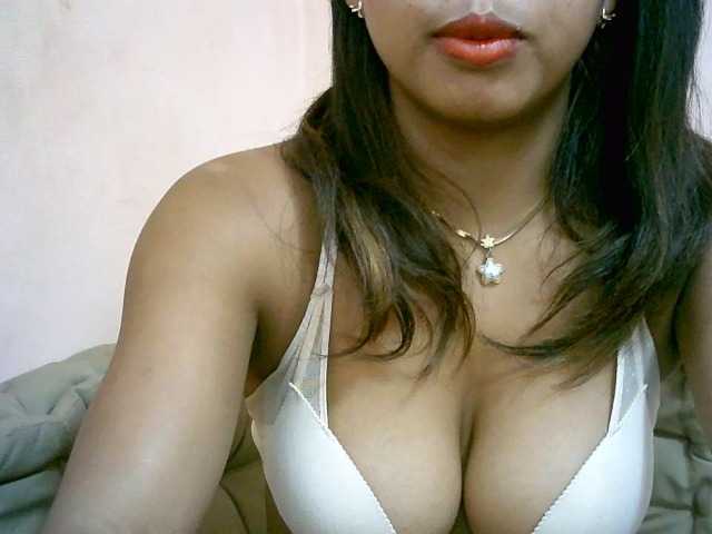 BelliBellaha live cam on BongaCams