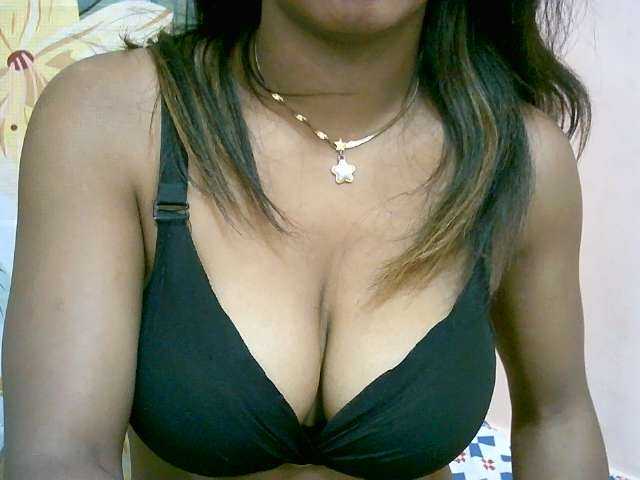 BelliBellaha live cam on BongaCams