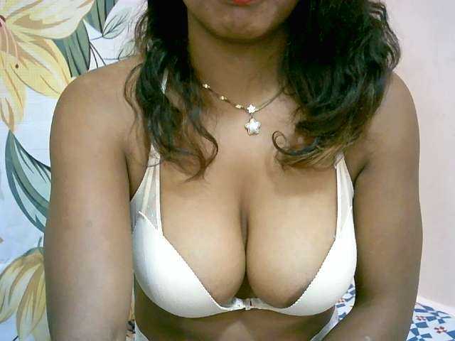 BelliBellaha live cam on BongaCams