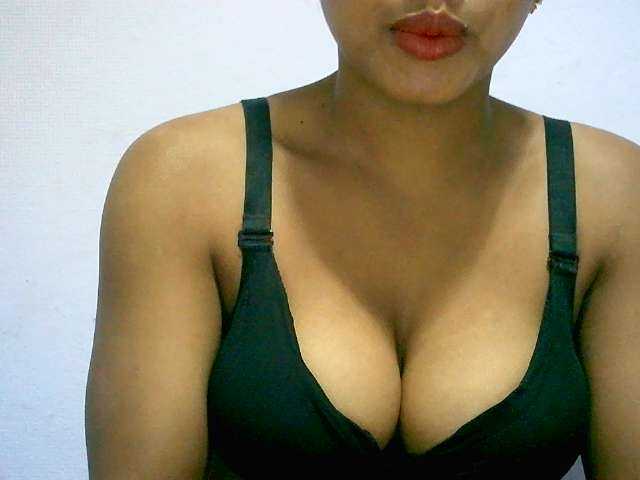 BelliBellaha live cam on BongaCams
