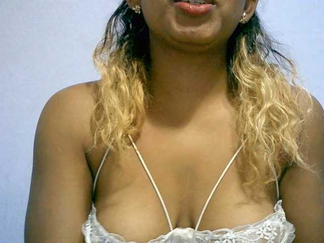 BelliBellaha live cam on BongaCams