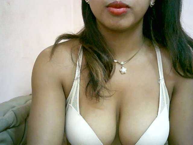 BelliBellaha live cam on BongaCams