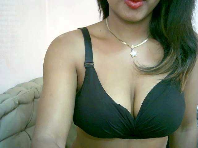 BelliBellaha live cam on BongaCams